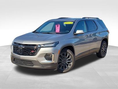 Used 2023 Chevrolet Traverse RS w/ LPO, Floor Liner Package