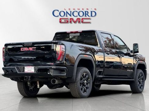 New 2026 GMC Sierra 2500 AT4 w/ AT4 Premium Plus Package image 4