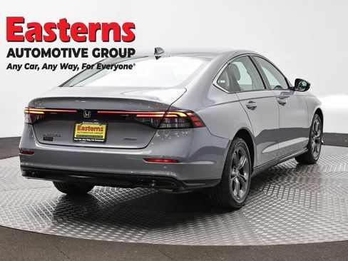 Used 2025 Honda Accord EX-L image 5