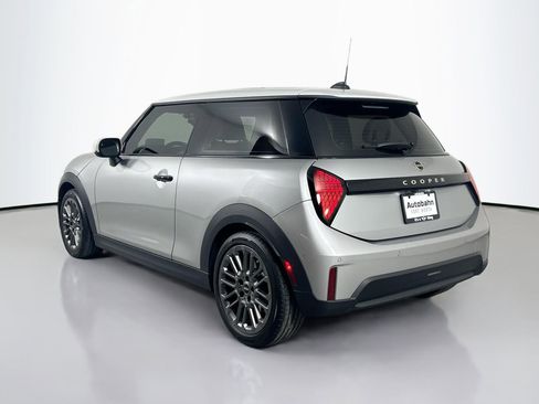 Certified 2025 MINI Cooper 2-Door Hardtop image 7