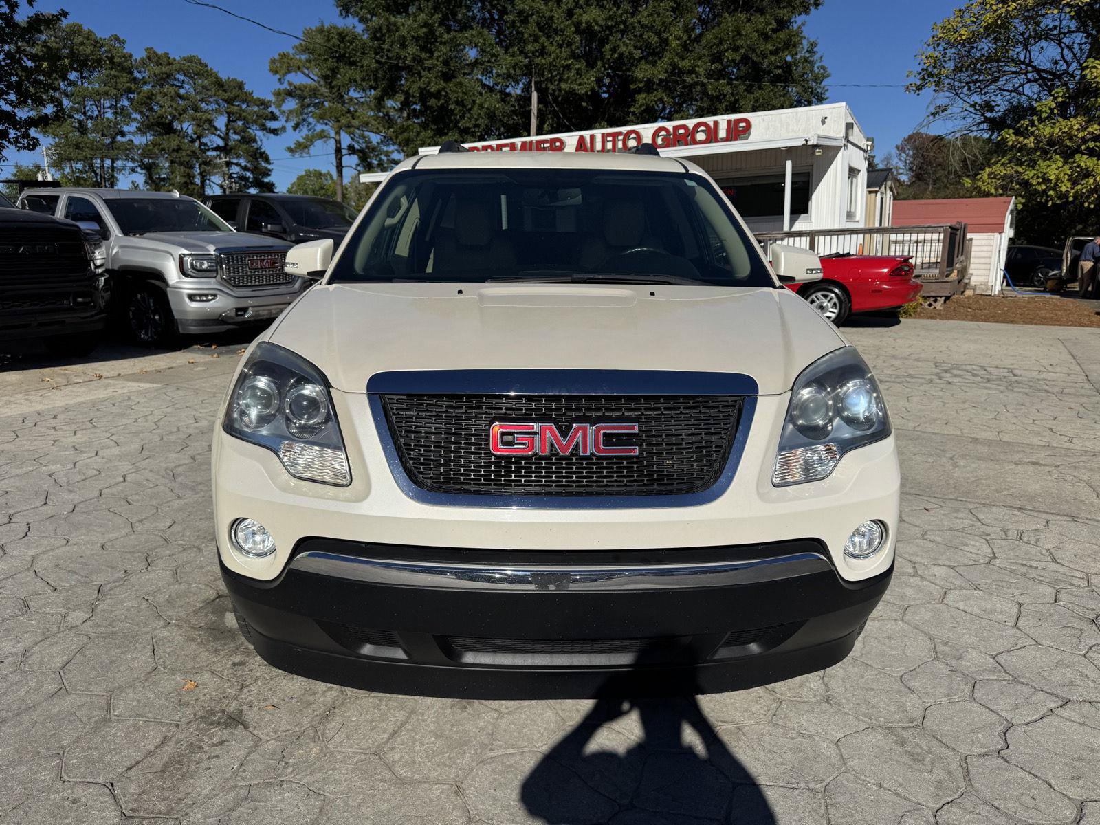 Used 2010 GMC Acadia SLT FWD image 17