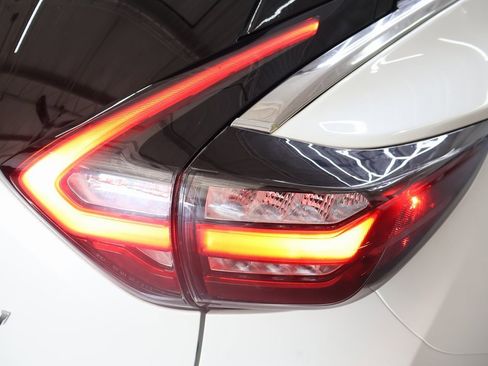 Used 2021 Nissan Murano SV w/ Cargo Package image 29