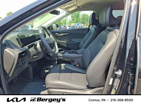 Used 2025 Kia EV6 Wind AWD/4WD image 10