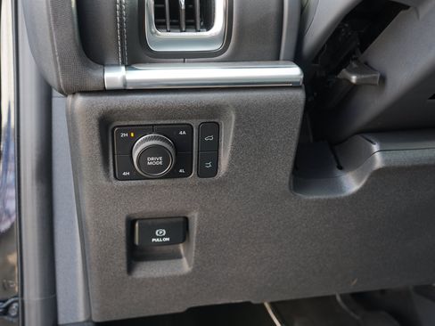 Used 2026 Ford Expedition Max Platinum AWD/4WD image 18