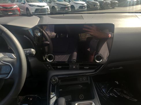 Used 2025 Lexus NX 450h+ AWD w/ Accessory Package (2T) image 21