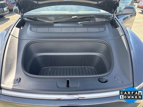 Used 2026 Tesla Model Y 2WD image 11