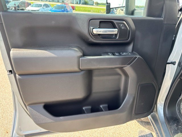 Used 2025 Chevrolet Silverado 2500 Custom w/ Custom Value Package AWD/4WD image 18