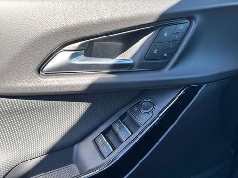 Used 2026 Chevrolet Equinox RS w/ Convenience Package III image 21