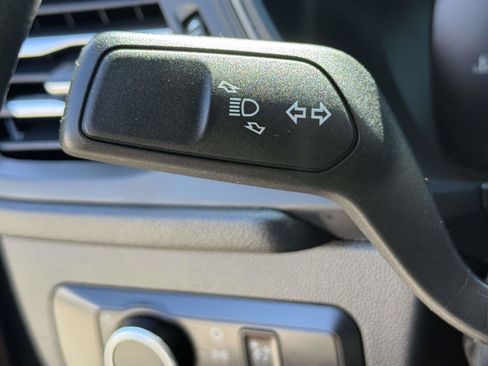 Used 2025 Ford Escape Active AWD/4WD image 18