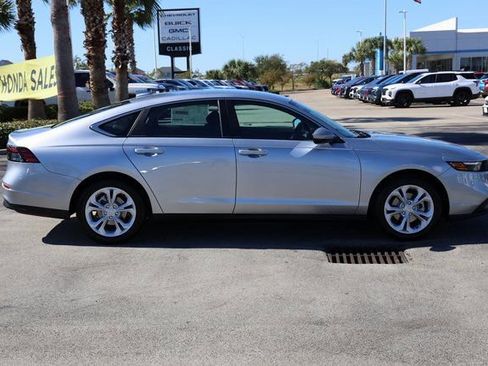 New 2025 Honda Accord LX image 4