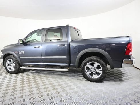 Used 2017 RAM 1500 Big Horn AWD/4WD image 3