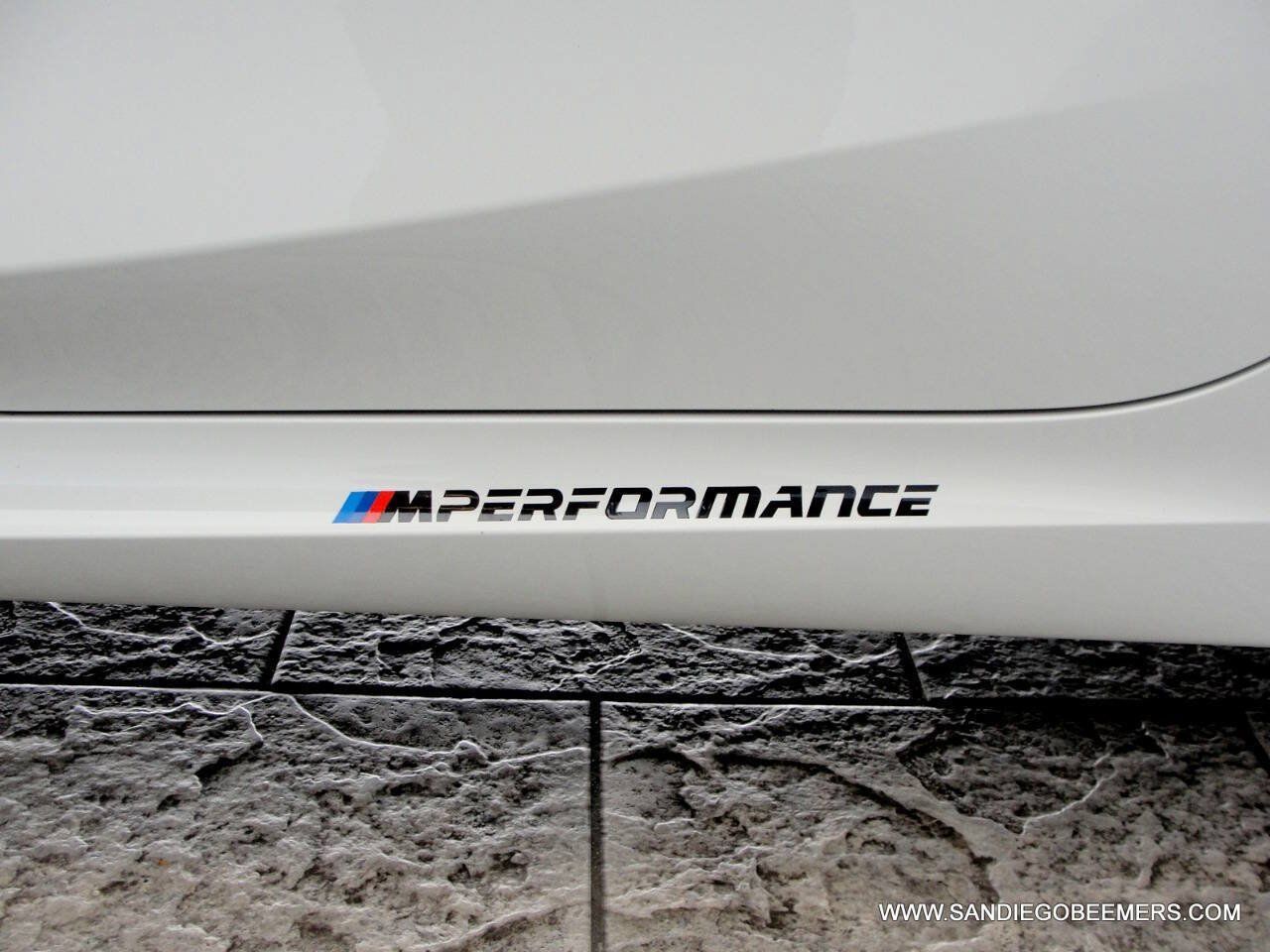 Used 2023 BMW 330i Sedan w/ M Sport Package RWD image 6