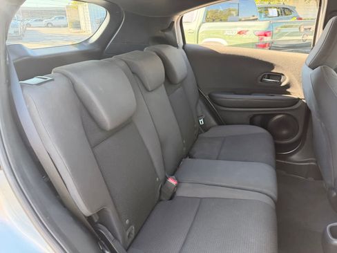 Used 2019 Honda HR-V Sport image 11