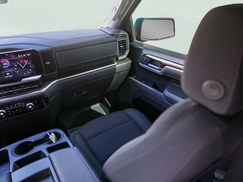 Certified 2026 GMC Sierra 1500 Elevation w/ LPO, Elevation Black Package image 29