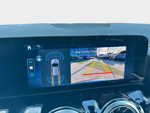 Certified 2025 Mercedes-Benz GLA 250 image 27