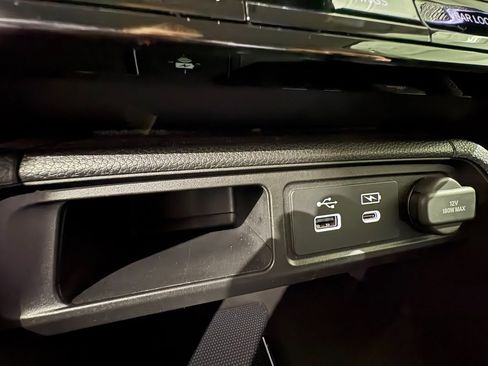 Used 2025 Honda Pilot EX-L image 24