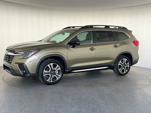 New 2026 Subaru Ascent Limited AWD/4WD image 9