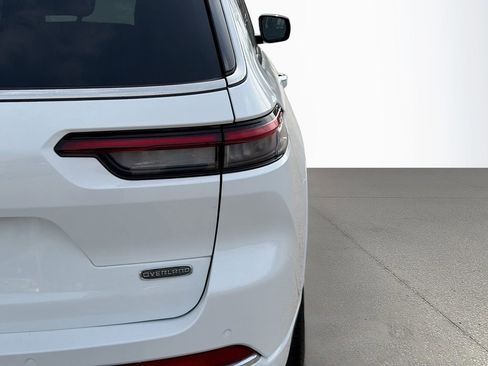 Used 2021 Jeep Grand Cherokee L Overland w/ Luxury Tech Group IV image 12