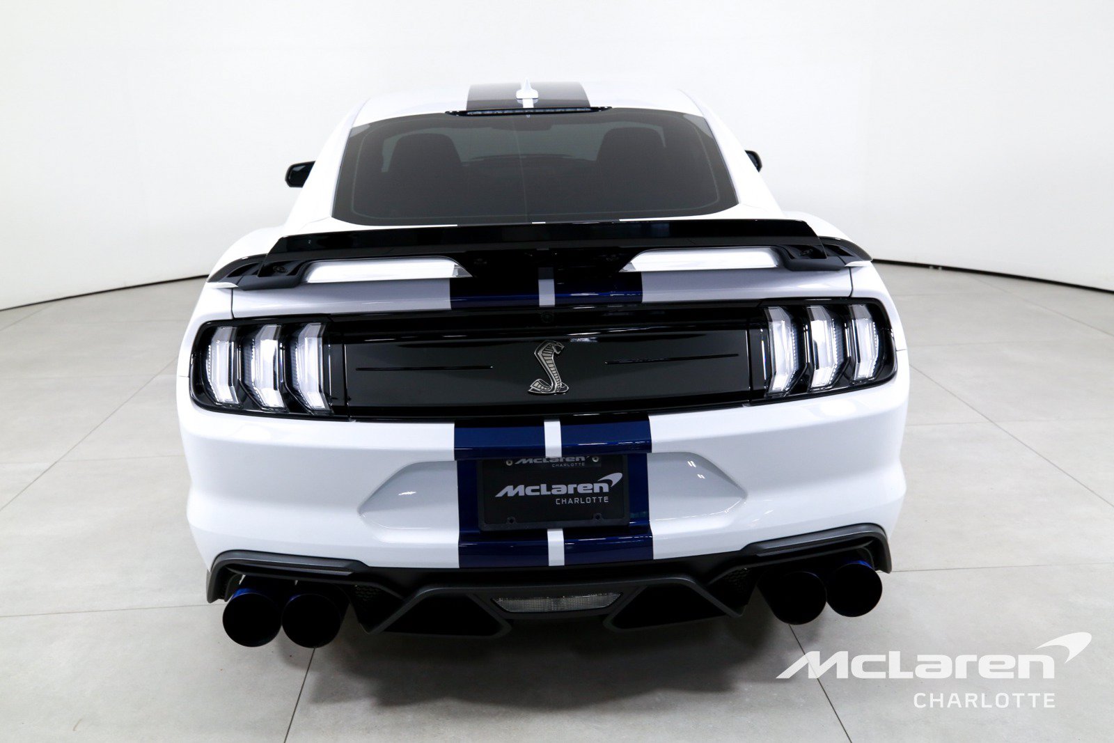 Used 2021 Ford Mustang Shelby GT500 w/ Technology Package RWD image 7
