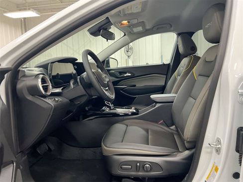 New 2026 Chevrolet Trax ACTIV w/ Driver Confidence Package image 18
