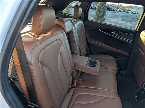 Certified 2023 Lincoln Nautilus Reserve image 19