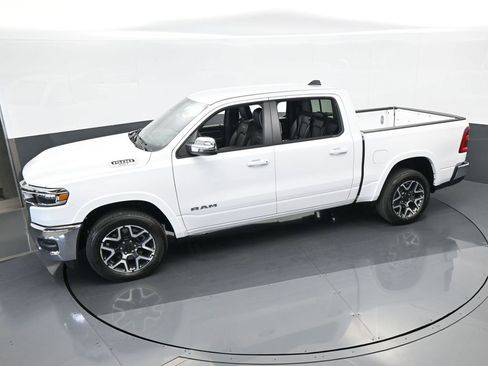 Used 2025 RAM 1500 Laramie image 30