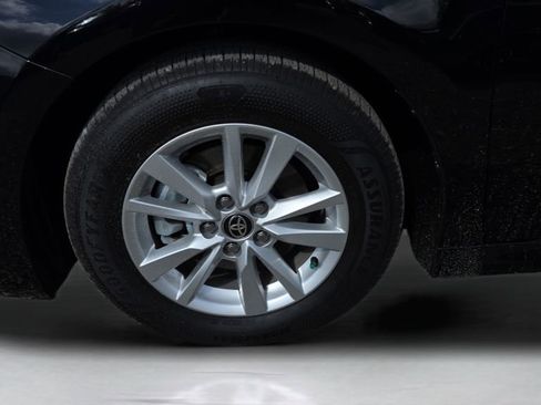 Used 2026 Toyota Camry LE image 18