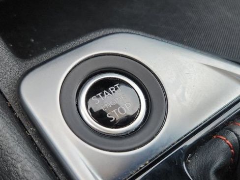 Used 2025 Nissan Sentra SR FWD image 19