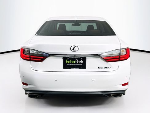 Used 2017 Lexus ES 350 w/ Premium Package FWD image 7