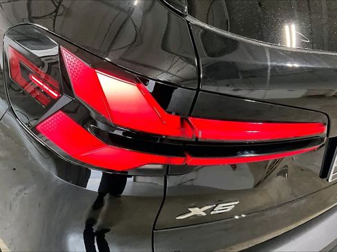 Used 2026 BMW X5 xDrive40i image 28