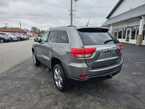 Used 2013 Jeep Grand Cherokee Overland AWD/4WD image 7