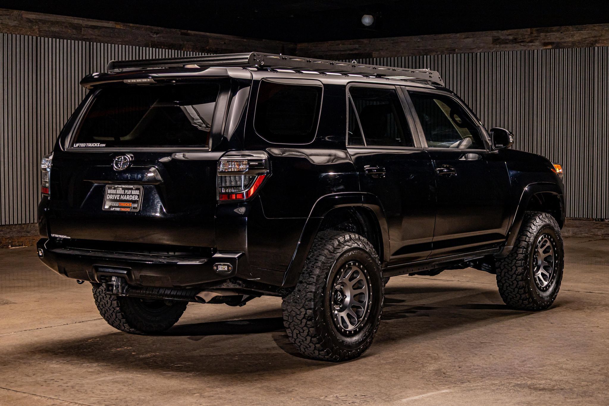 Used 2021 Toyota 4Runner SR5 Premium w/ Moonroof Package AWD/4WD image 9