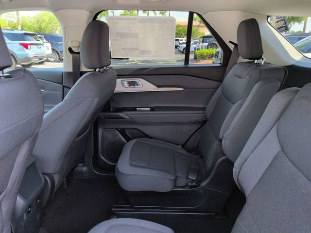 New 2026 Ford Explorer Active RWD image 14