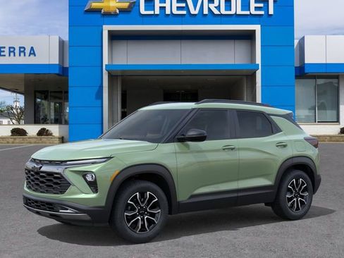New 2026 Chevrolet TrailBlazer ACTIV w/ Convenience Package FWD image 2