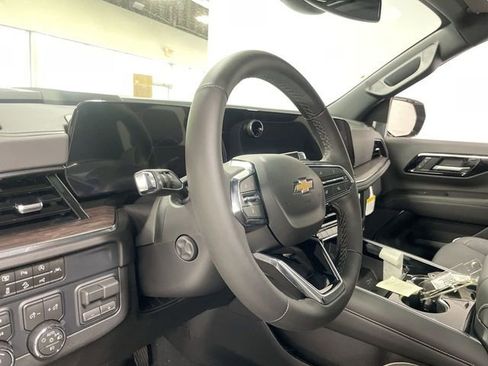 New 2026 Chevrolet Tahoe Premier w/ Sun And Tow Package AWD/4WD image 14