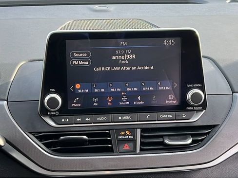 Used 2024 Nissan Altima 2.5 SR image 18