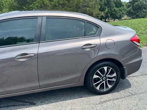 Used 2015 Honda Civic EX image 9