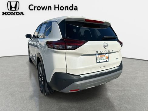 Used 2023 Nissan Rogue SV image 10
