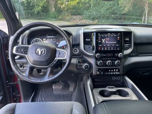 Used 2019 RAM 1500 Big Horn AWD/4WD image 15