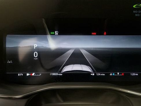 Used 2025 Jaguar F-PACE R-Dynamic S AWD/4WD image 54