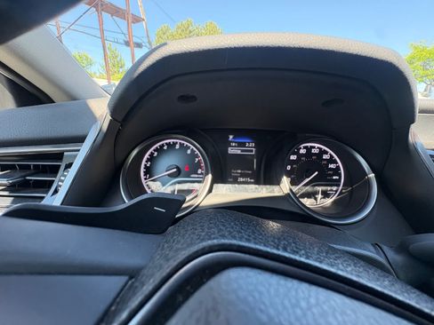 Used 2024 Toyota Camry SE FWD image 17