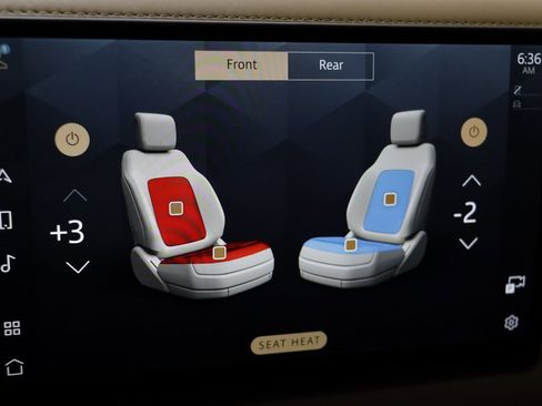 Used 2025 Land Rover Defender 110 X-Dynamic SE image 12