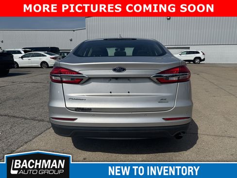 Used 2019 Ford Fusion SE FWD image 6