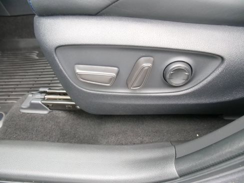 Used 2025 Toyota RAV4 XSE image 17