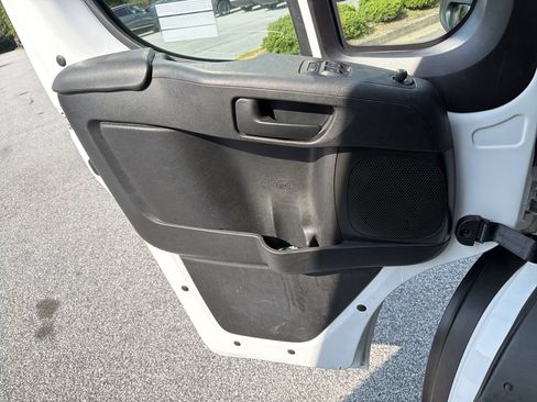 Used 2023 RAM ProMaster 2500 FWD image 14