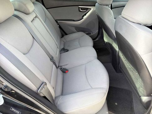 Used 2012 Hyundai Elantra GLS image 15