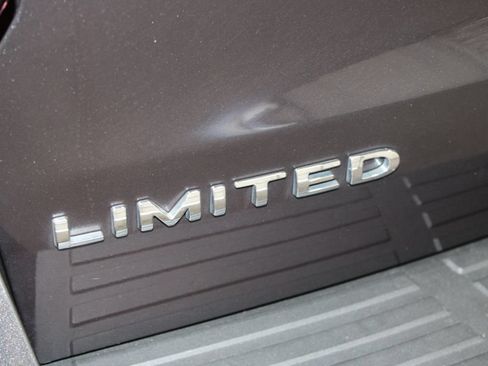 Used 2024 Ford Expedition Limited AWD/4WD image 26