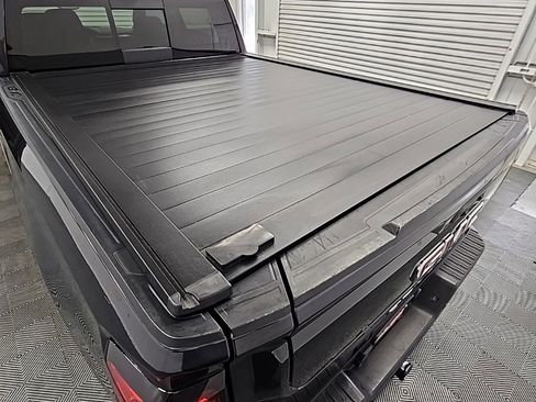 Used 2023 GMC Sierra 1500 Denali w/ Technology Package image 34