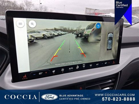 Certified 2023 Ford Escape Platinum w/ Class II Trailer Tow Package image 19