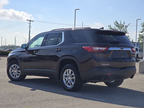 Used 2020 Chevrolet Traverse LT FWD image 13